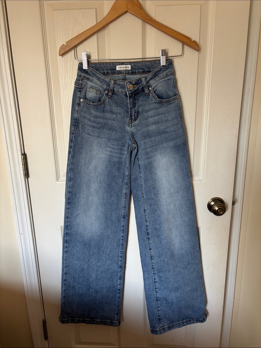 High-Rise Wide Leg Jeans in Light Denim